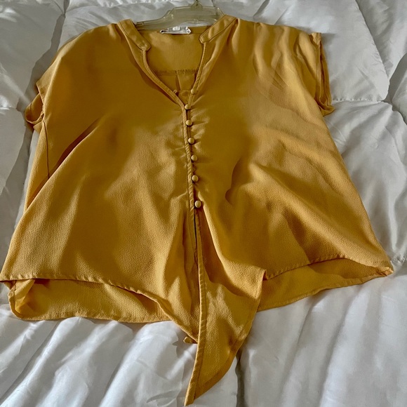 Blouse - Picture 2 of 2